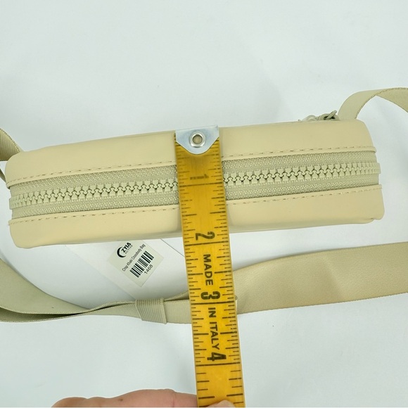 Zyia Bag Crisp Khaki Crossbody Belt Bag - Picture 11 of 12